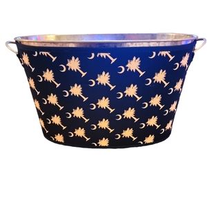 💜BUNDLE ITEM. Metal tub